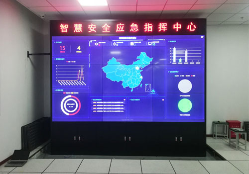 �о���ذ���ΰ�װҺ��ƴ�Ӵ���Ļ��