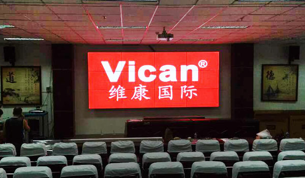 ά������Һ��ƴ�Ӵ���ĻӦ���ں�����Ĳ��ĳ���ͻ�����