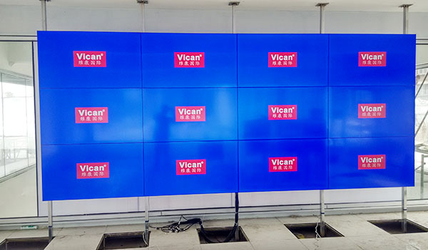 Һ��ƴ�������ʵ��4K��ʾ��