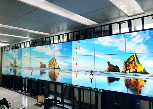 46�磨5.5mm��Һ��ƴ����Ӧ�����޳�ǧȪ�ֵ����´��ǻۻ���ʾϵͳ