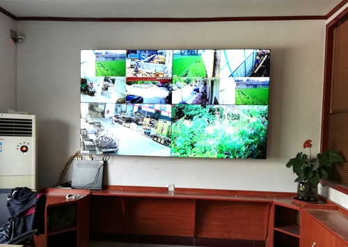 2*2��ҵ���ƴ������ʾ��Ŀ��װ���