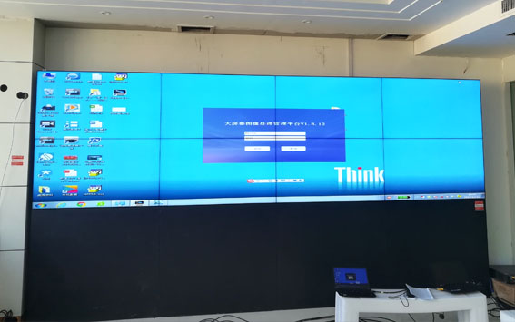 2X4 55��1.8mm����Һ��ƴ������Ŀ����