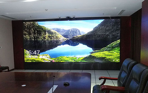 0mm�޷�ƴ�Ӵ���Ļ�����ȫû�кڱ�����