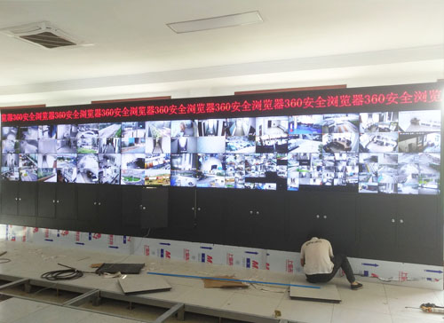 �ϰ�·�����Ƶ���ͬʱ�ϴ�����ʾ