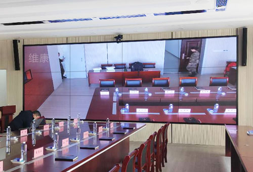 �������õ�����Һ����ʾ���������