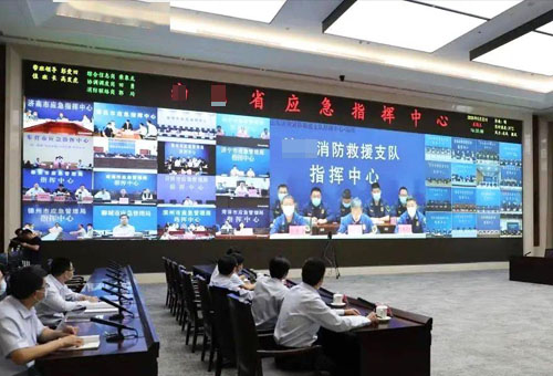 ָ�Ӵ�����ʲô�豸��ָ�����Ĵ���Ļ���ֺ�