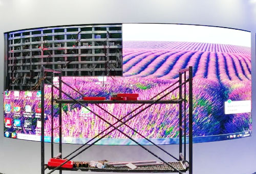 ����LED�ô����Ļ�������ģ�