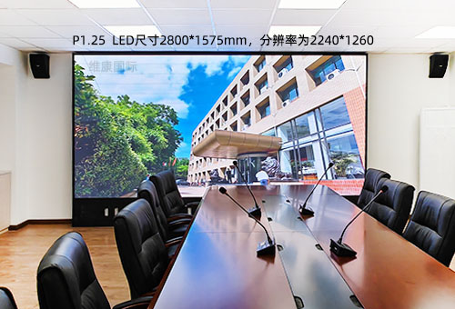 LED��ʾ���ֱ��ʶ��ٺ��ʣ�LED���ķֱ��������ٱȽϺ�